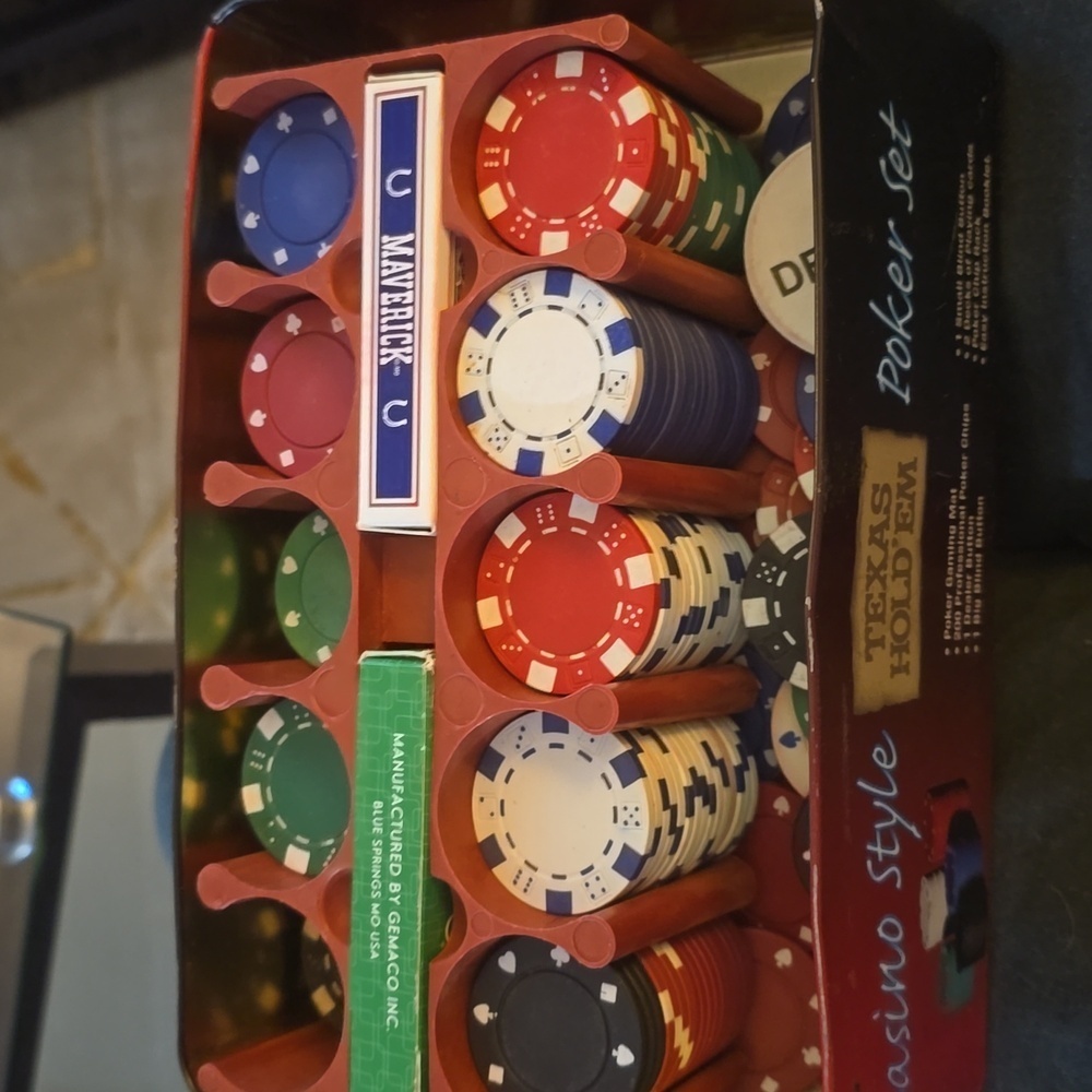 Texas hold em poker set casino style